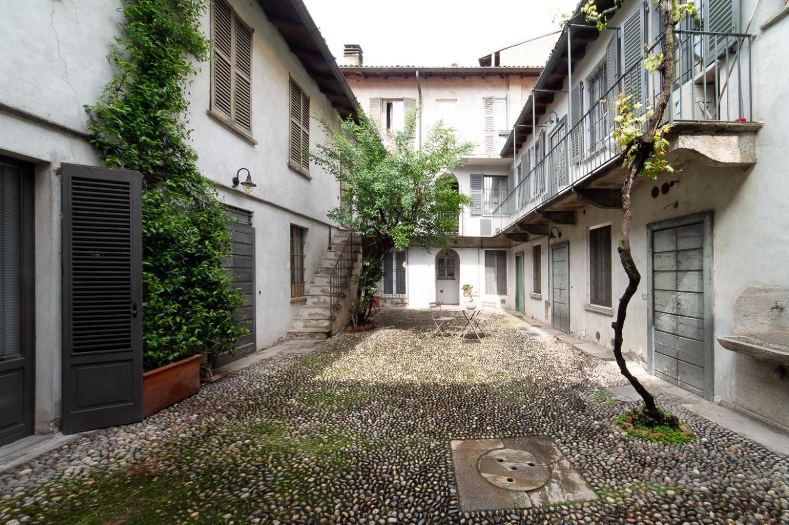 Hbhall Navigli 2 Apartment Milano Exterior foto